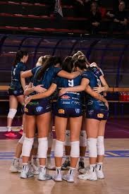 60分18助攻，詹姆斯与东契奇完美融合，湖人队重燃冠军希望